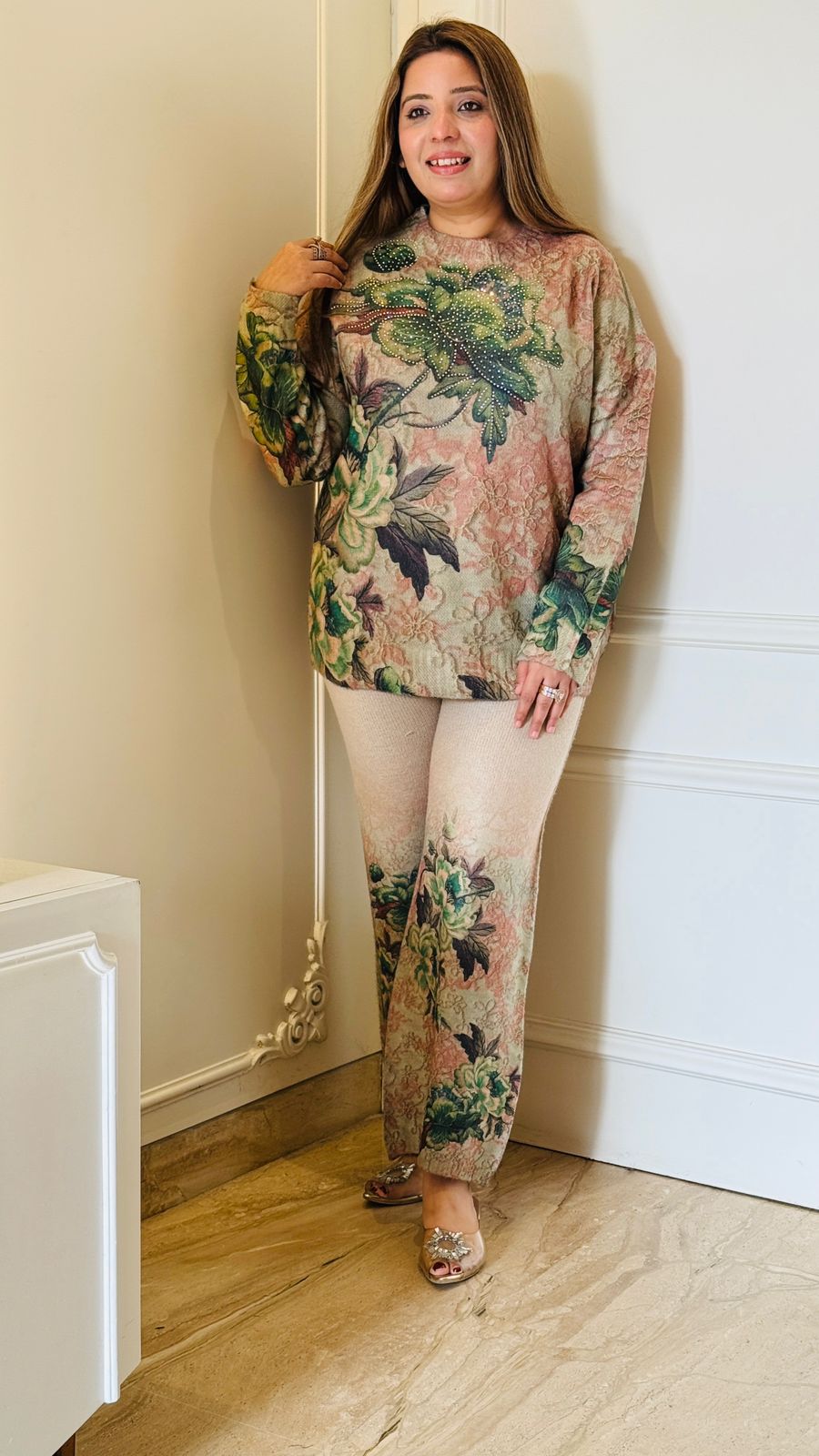 Green & Blue Rose Warm Pashmina – Ultra Stretchable